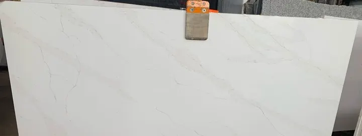 Venzo quartz slab